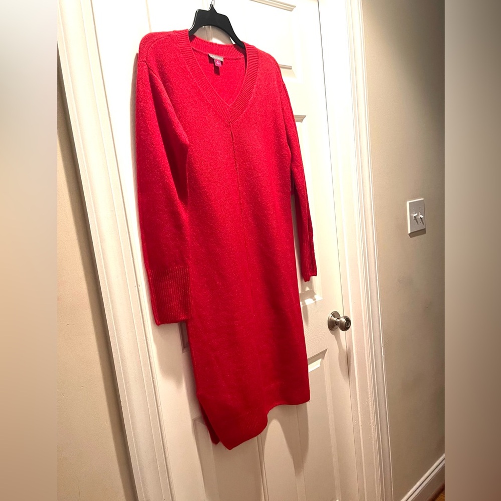 Combine warmth and style with this women's sweater dress Vince Camuto XS -S